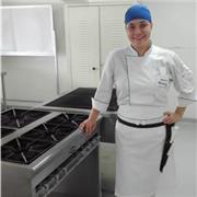 Profesora de cocina para niños y adultos